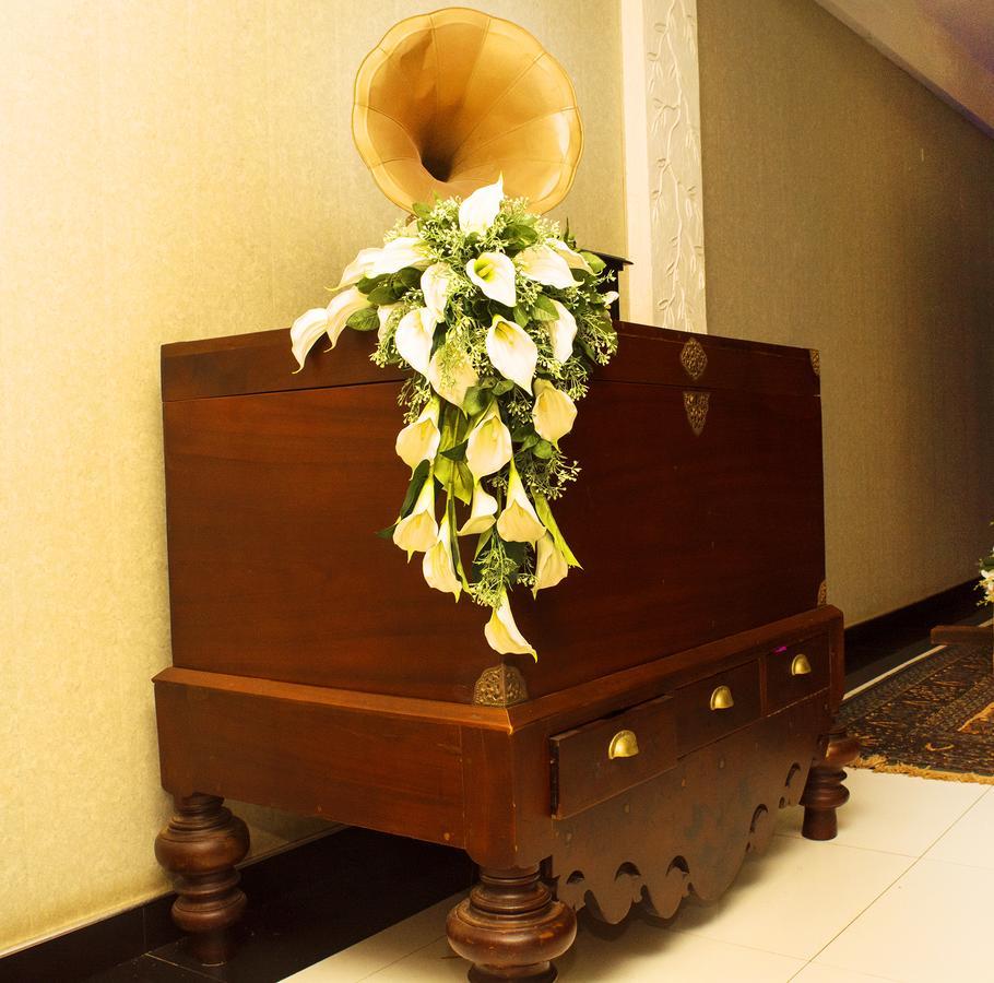 Romantic Garden Hotel Негомбо Экстерьер фото
