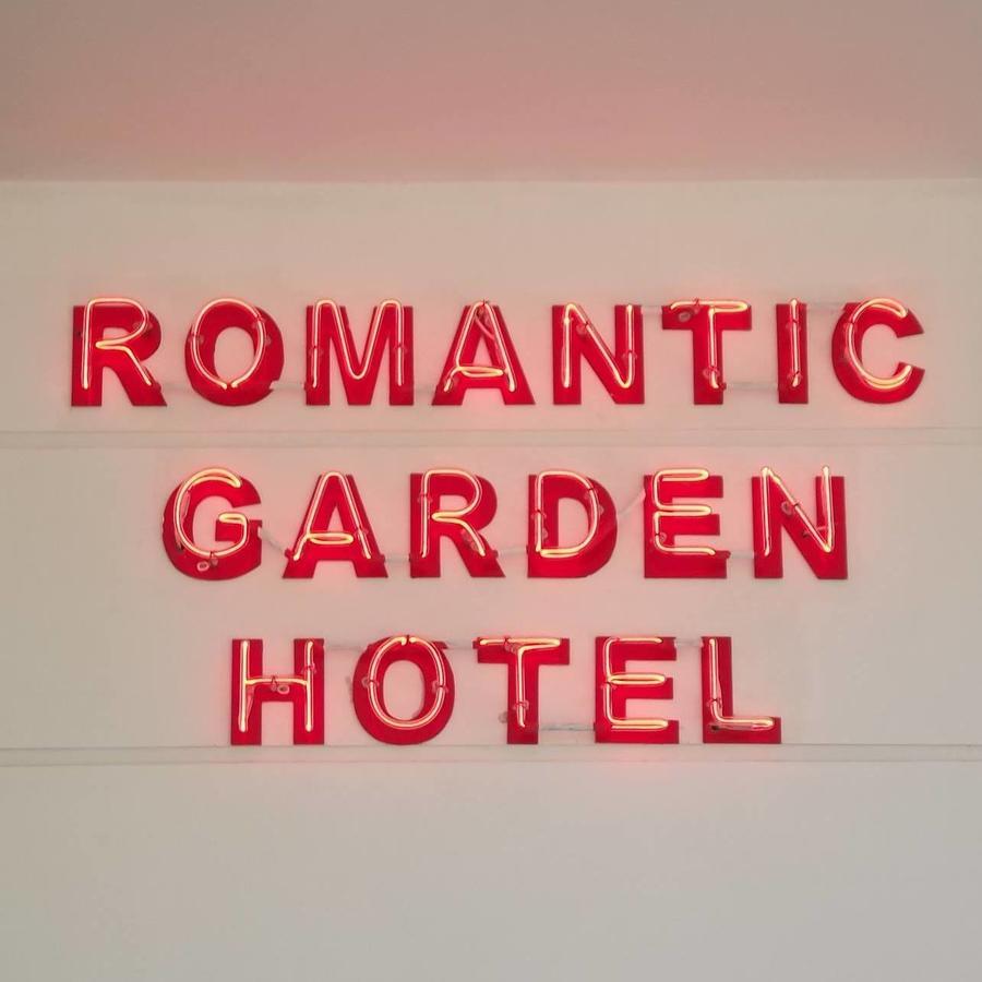 Romantic Garden Hotel Негомбо Экстерьер фото