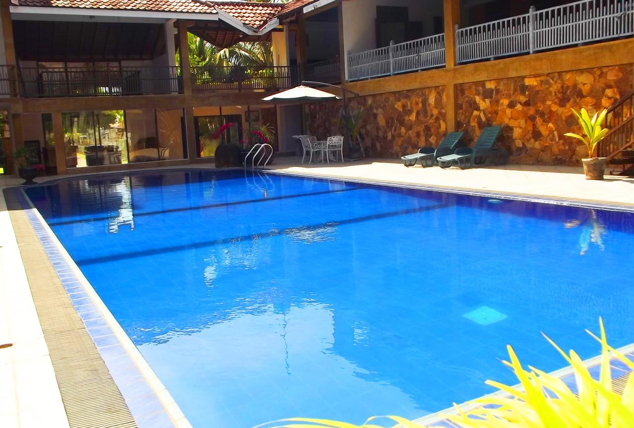 Romantic Garden Hotel Негомбо Экстерьер фото