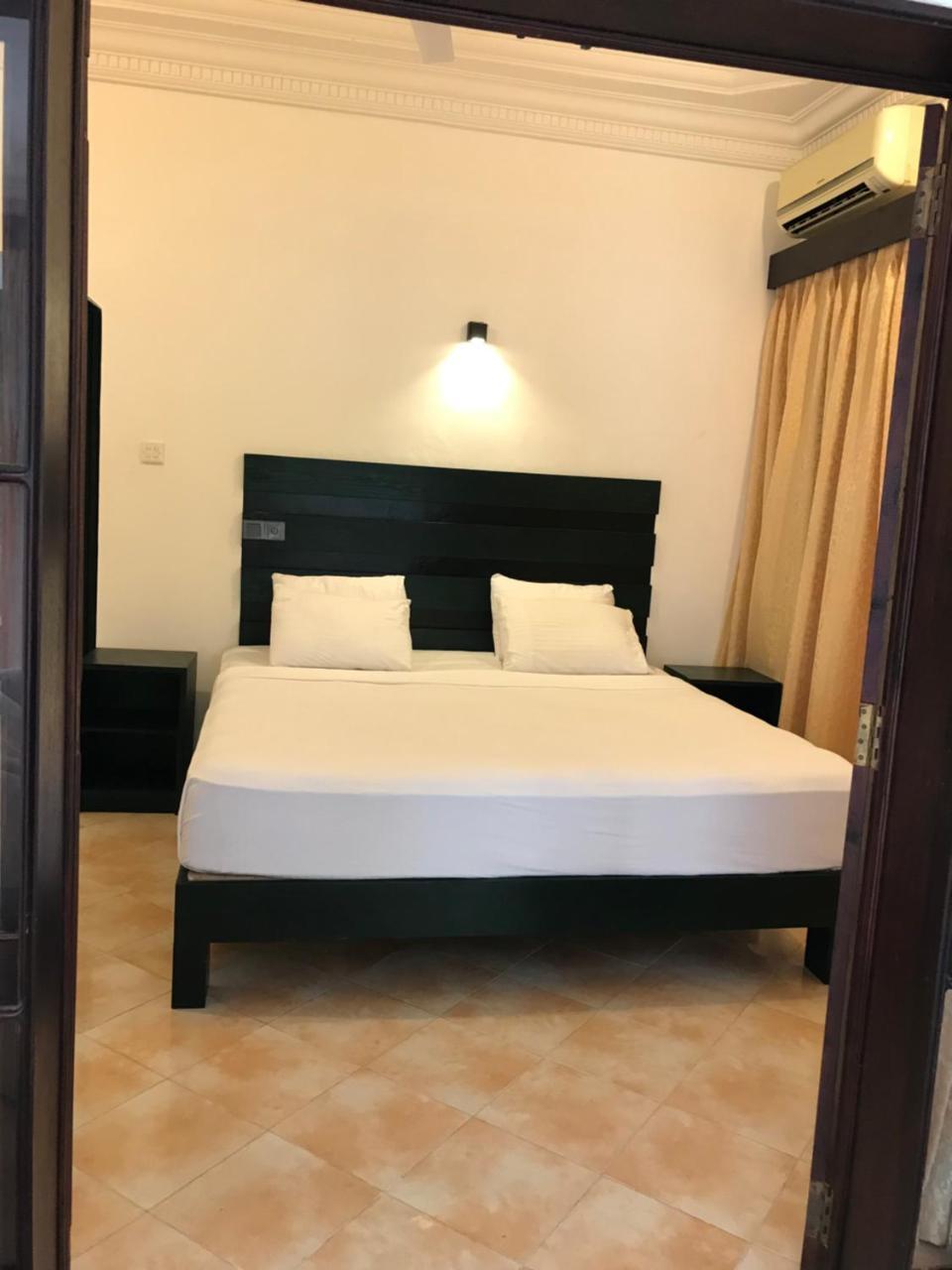 Romantic Garden Hotel Негомбо Экстерьер фото