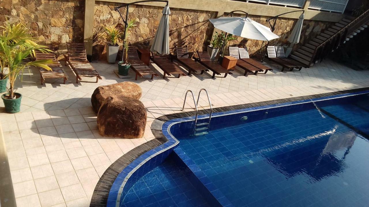 Romantic Garden Hotel Негомбо Экстерьер фото